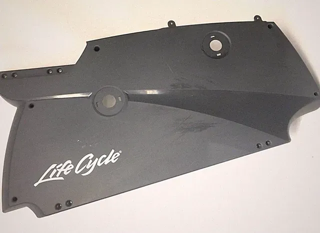 Life Fitness Lifecycle Recumbent Bike Right Main Shroud Cover REX2AS3